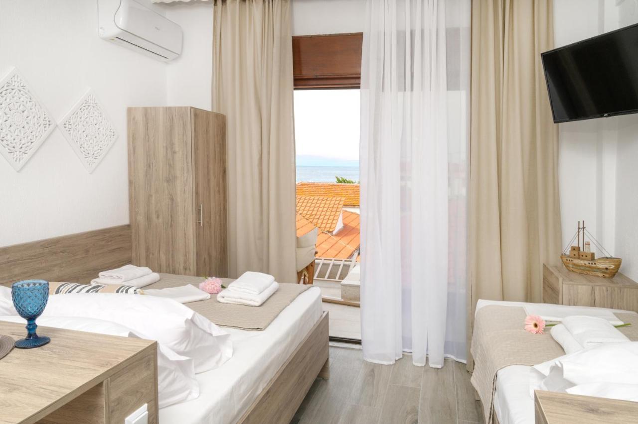 Sand Rooms To Let Néa Róda Kültér fotó